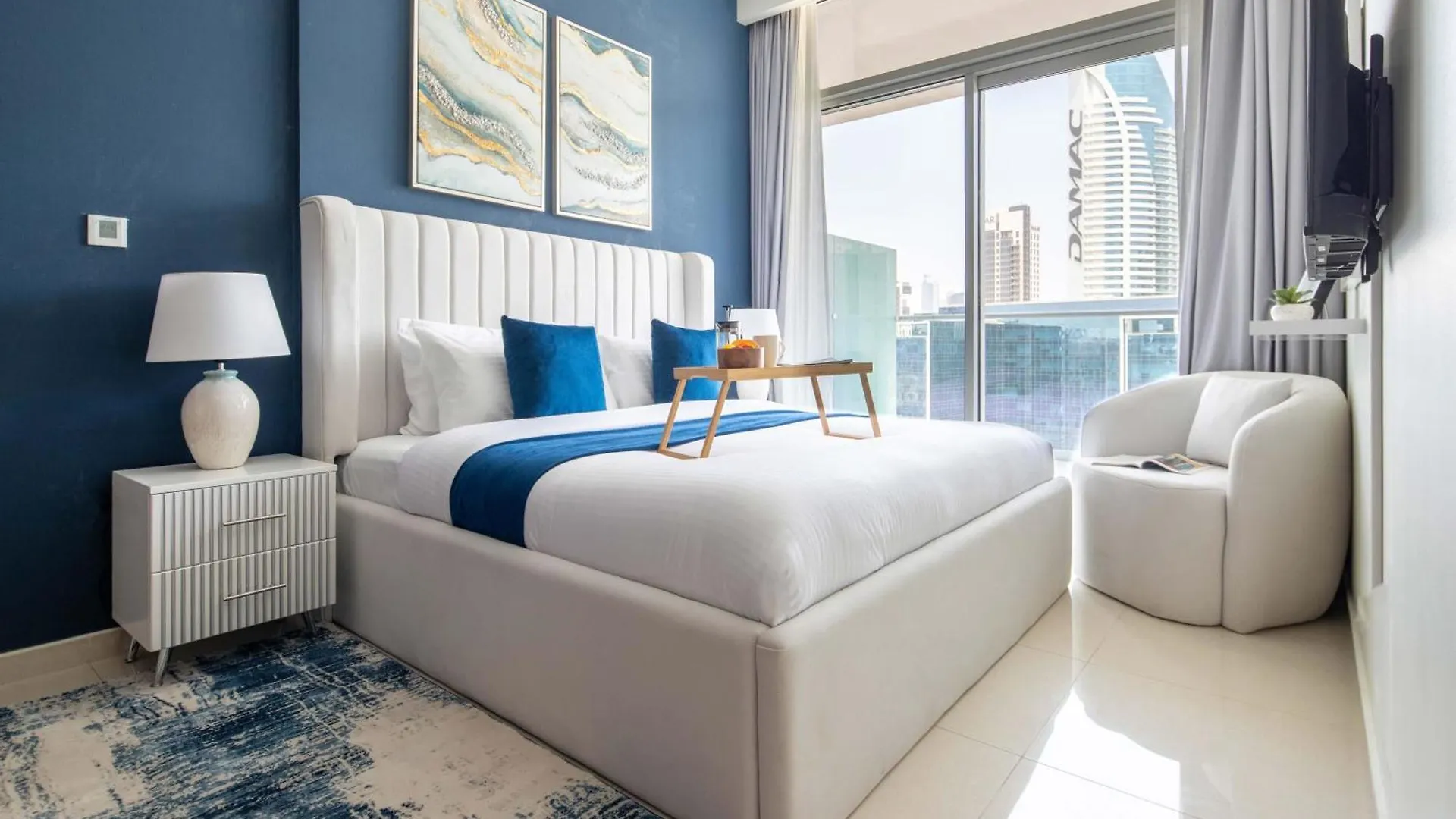 Frank Porter - Vera Residences Dubai Apartment