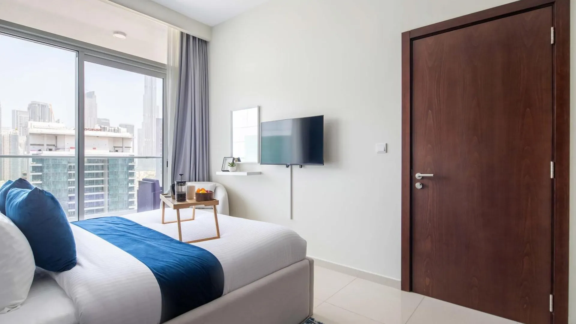 Frank Porter - Vera Residences Dubai
